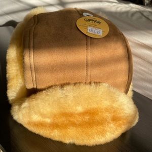 Cloud nine sheep skin, large
Brand new with tag